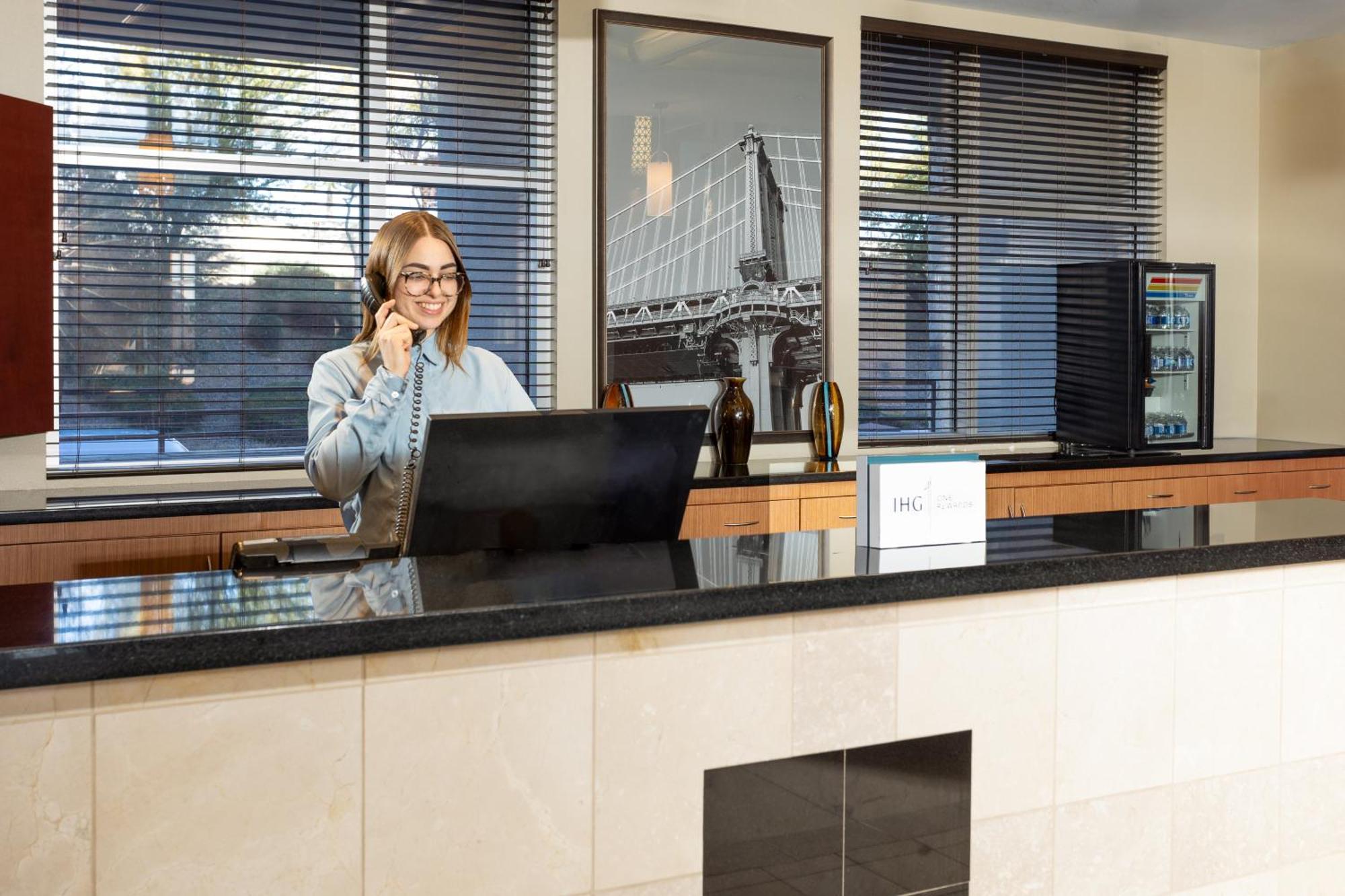 Staybridge Suites Las Vegas - Stadium District Kültér fotó